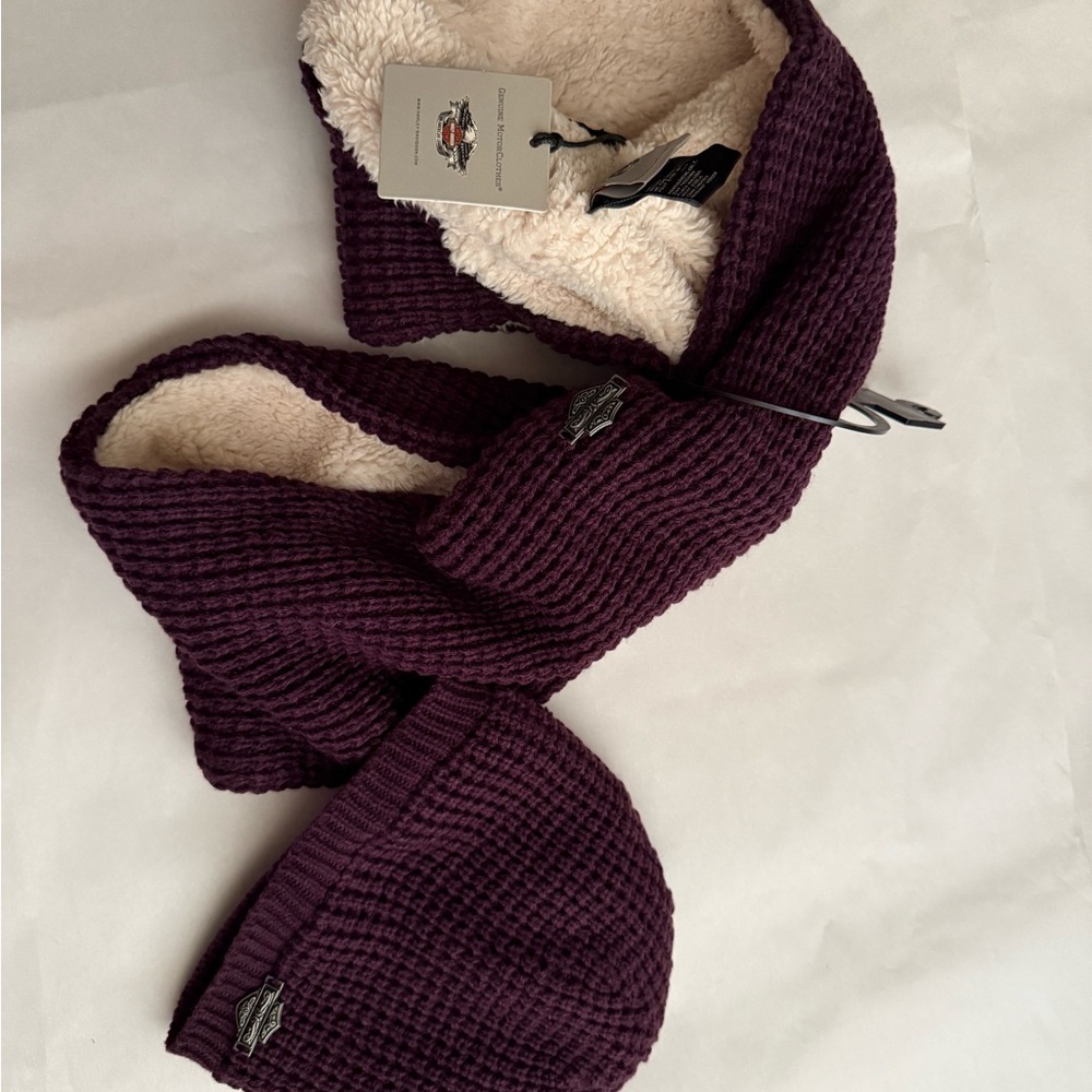 Harley-Davidson Purple Knit Scarf and Hat Set